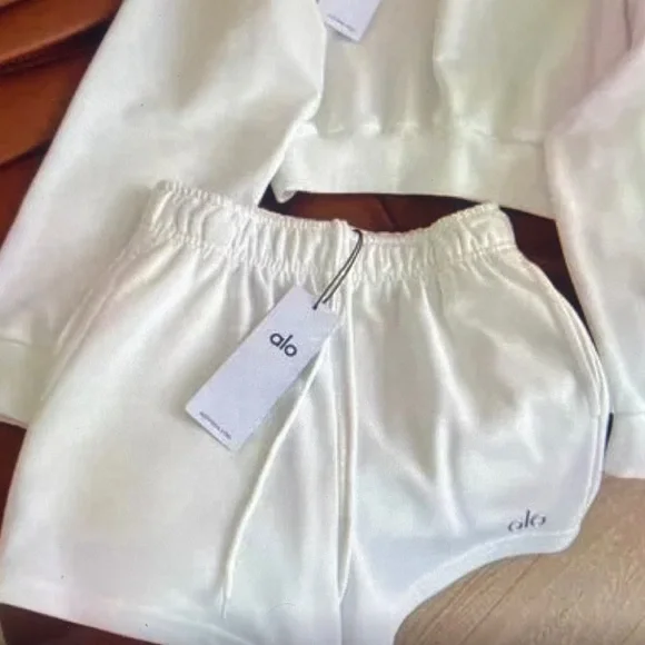 ALO Yoga Ivory Cropped Sweatshirt & Shorts Set - Picture 3 of 4